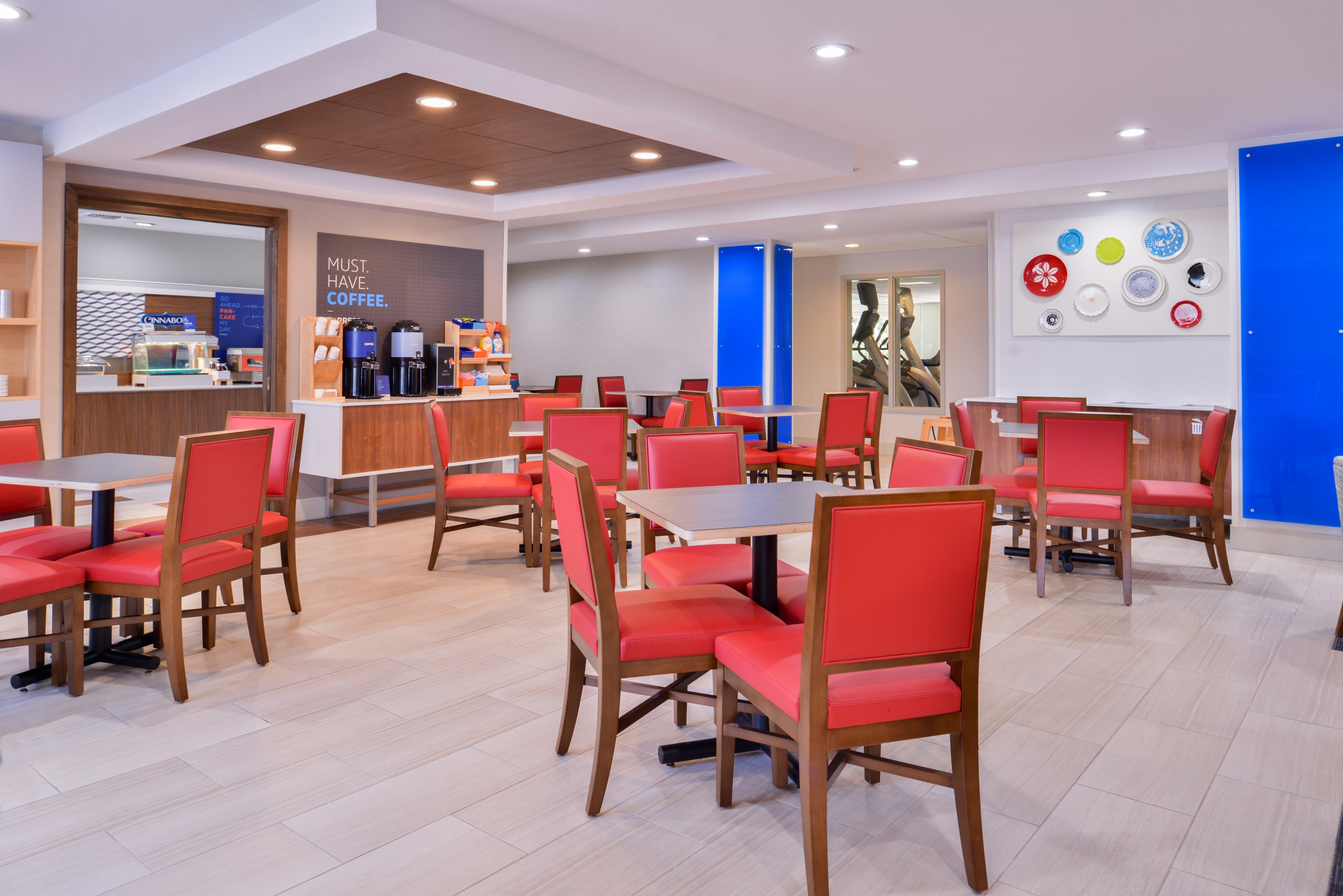 Holiday Inn Express & Suites Selma By Ihg Bagian luar foto