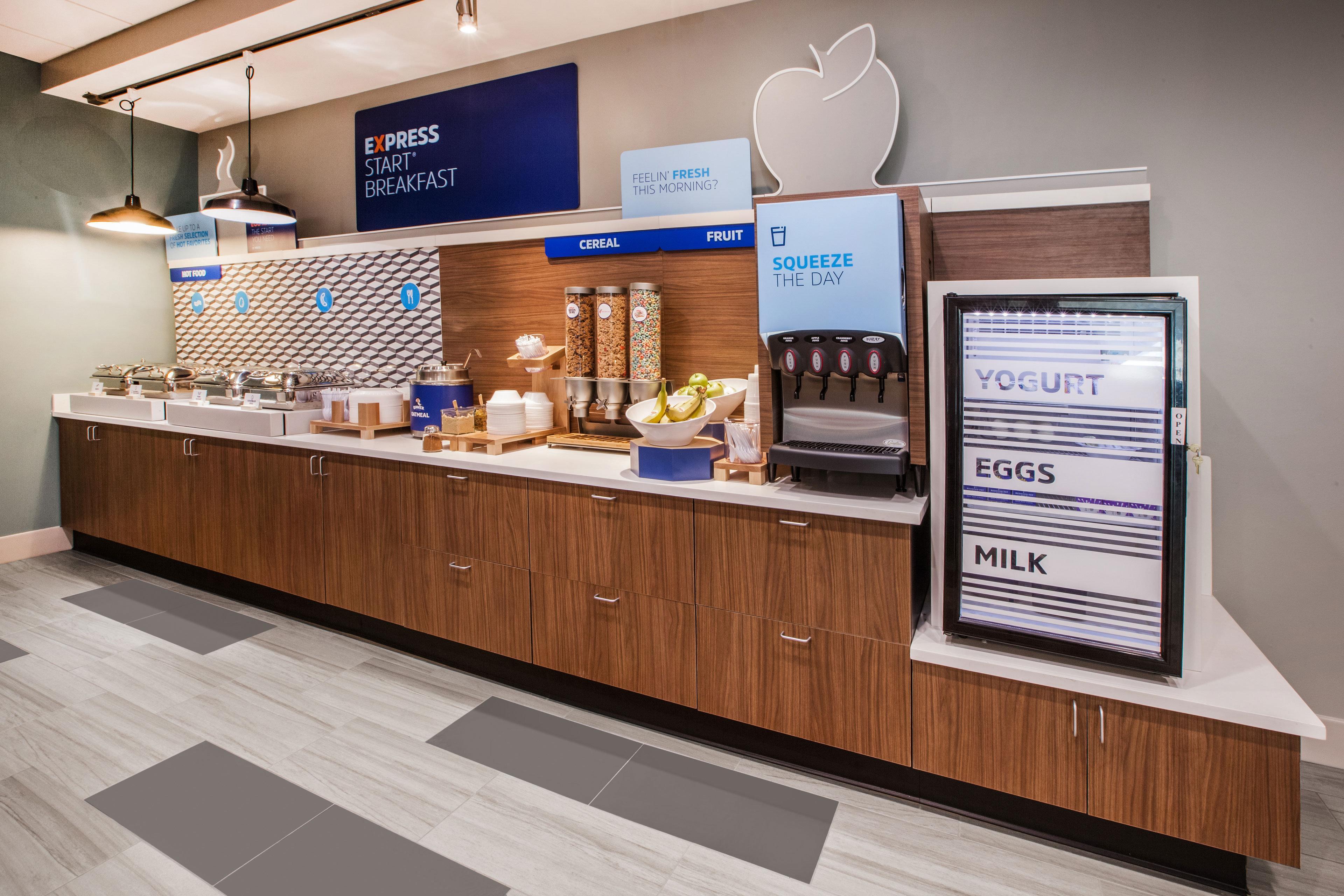 Holiday Inn Express & Suites Selma By Ihg Bagian luar foto