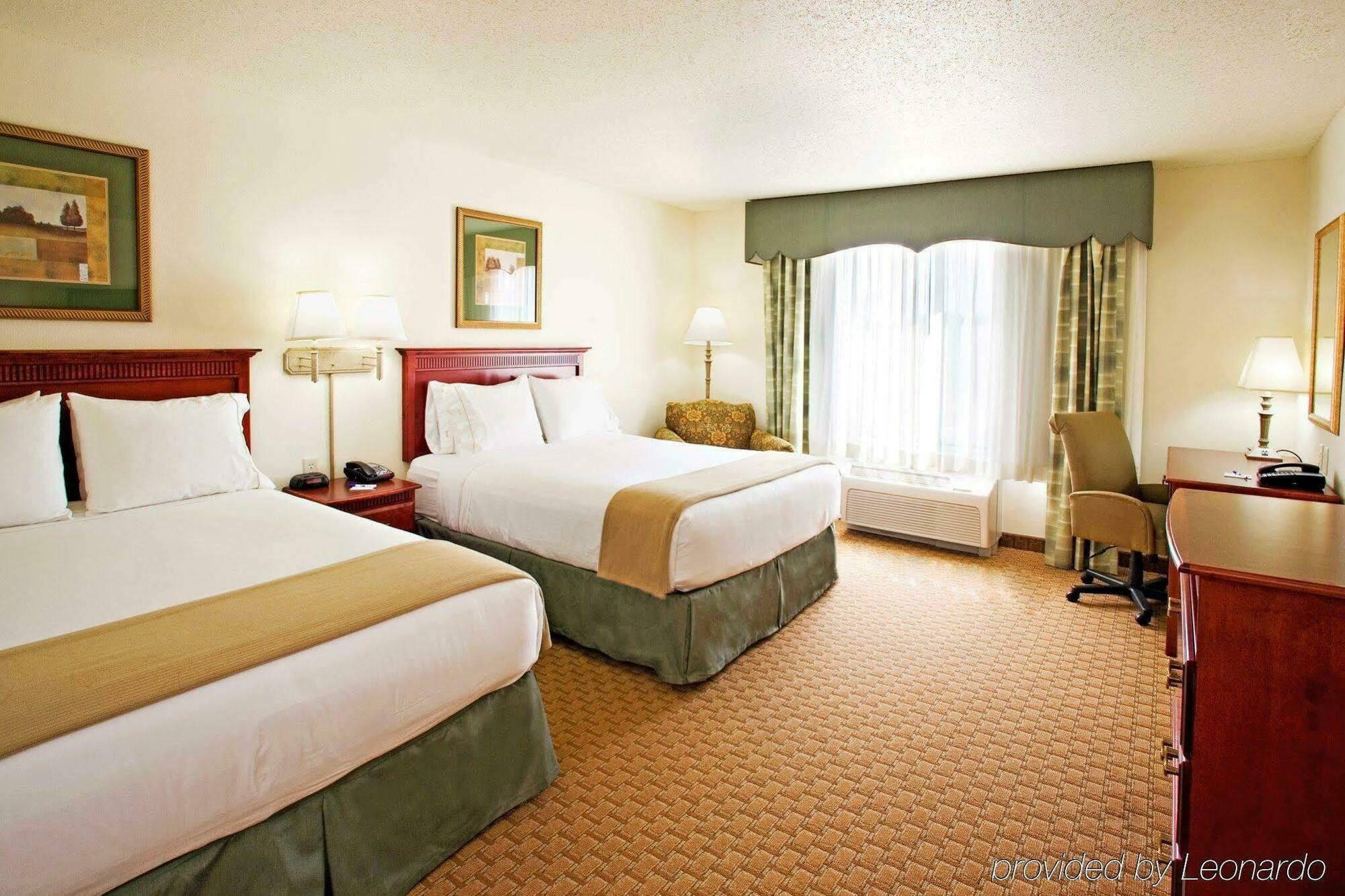 Holiday Inn Express & Suites Selma By Ihg Ruang foto